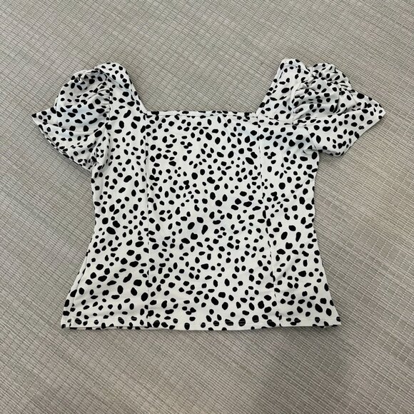 Lulu's Oh Darling Black & White Dot Print Puff Sleeve Top, size Large - Picture 9 of 9